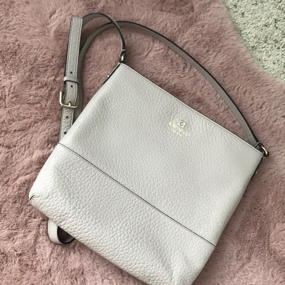 Kate Spade purse - Picture 1 of 6